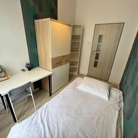Vandrarhem Poznest Wilda - Self Check-in - Samodzielne Zameldowanie *