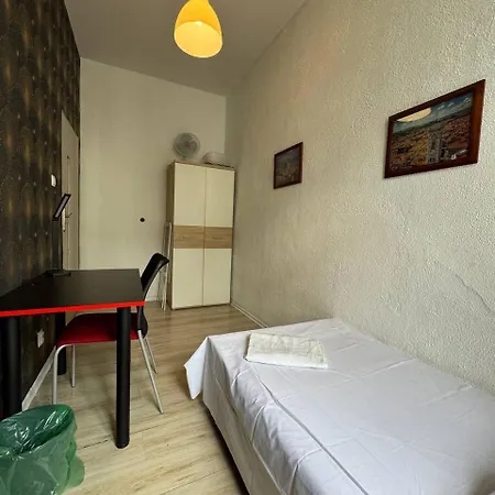 Vandrarhem Poznest Wilda - Self Check-in - Samodzielne Zameldowanie Poznań