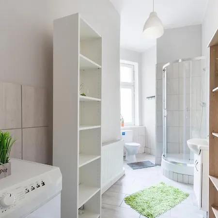 Vandrarhem Poznest Wilda - Self Check-in - Samodzielne Zameldowanie Poznań